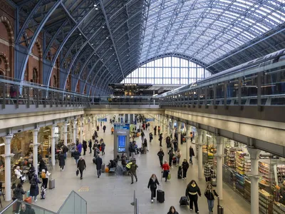 Evolyn aims to launch a new rail service between London&#39;s St. Pancras International station and Paris&#39;&nbsp;Gare du Nord station.


