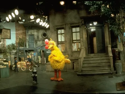 The design of "Sesame Street" was based on rows of brownstones found in Manhattan's Harlem and Upper West Side and the Bronx.